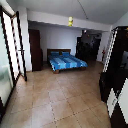Summerland Place 3 Apartment Mamaia