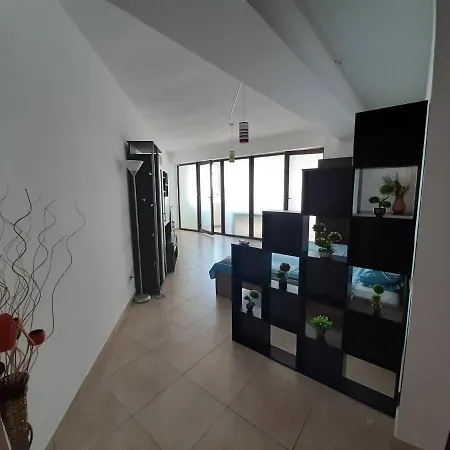 Summerland Place 3 Apartment