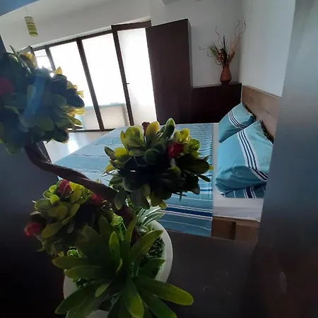 Summerland Place 3 Apartment