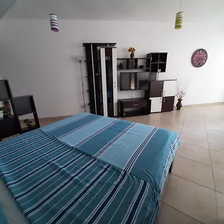 Apartment Summerland Place 3
